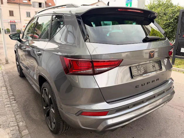 Cupra Ateca 2.0 TSI 4DRIVE *** PANORAMADACH & ANHÄNGERKUPPLUNG ***