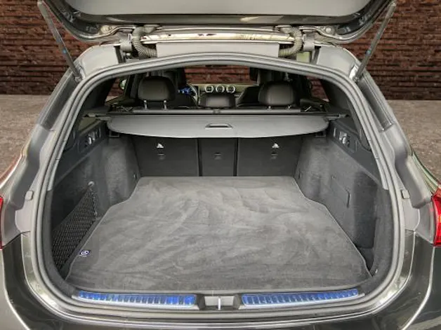 Mercedes-Benz C 220 d T 4 M Swiss Star
