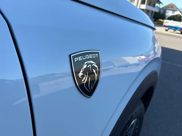 Peugeot 3008 145 e-DCS6 Hybrid GT