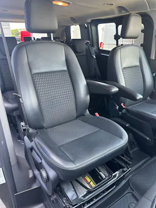 Ford Transit C combi 320 L1 2.0 TDCi 170 Sport