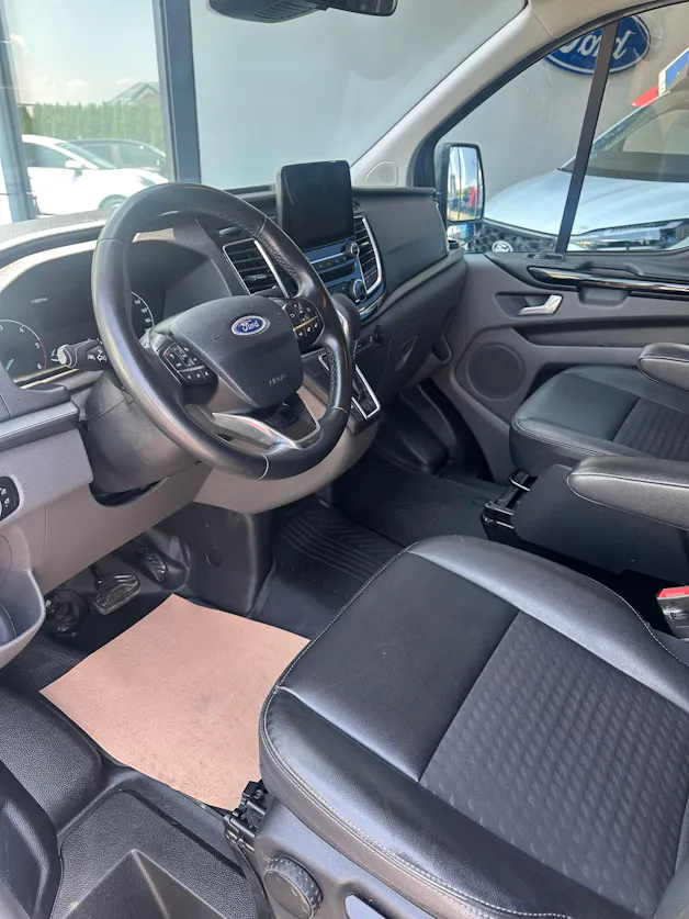 Ford Transit C combi 320 L1 2.0 TDCi 170 Sport