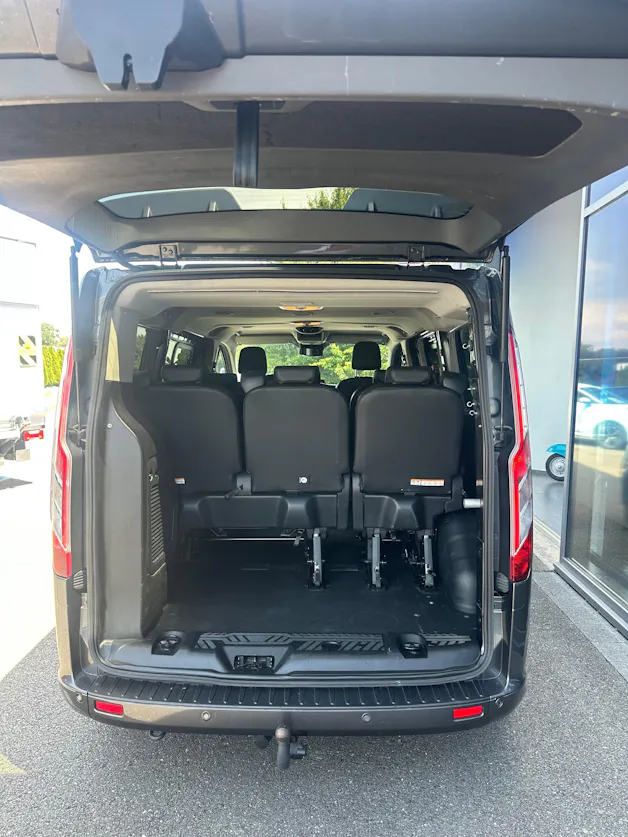 Ford Transit C combi 320 L1 2.0 TDCi 170 Sport