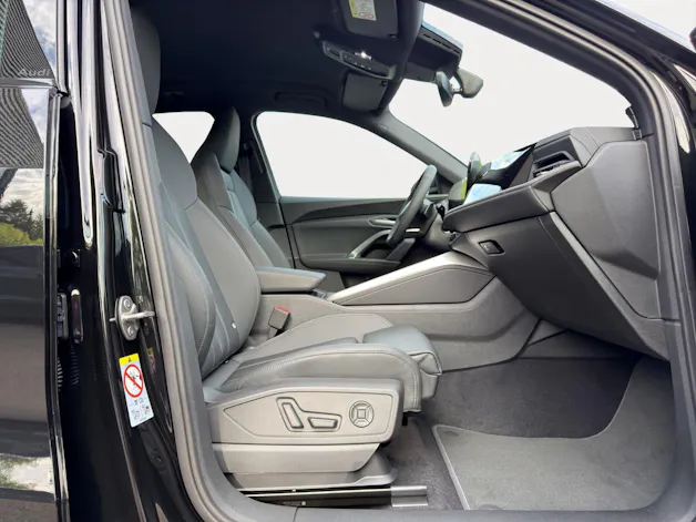 Audi Q5 SUV TFSI 150 kW 204PS Quattro