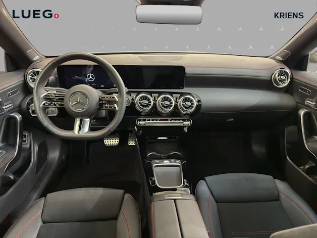 Mercedes-Benz CLA 200 - AMG / 360 Grad Kamera / Panorama-Dach / Soundsystem / Ambiente-Licht