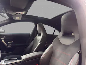 Mercedes-Benz CLA 200 - AMG / 360 Grad Kamera / Panorama-Dach / Soundsystem / Ambiente-Licht