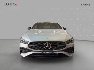 Mercedes-Benz CLA 200 - AMG / 360 Grad Kamera / Panorama-Dach / Soundsystem / Ambiente-Licht