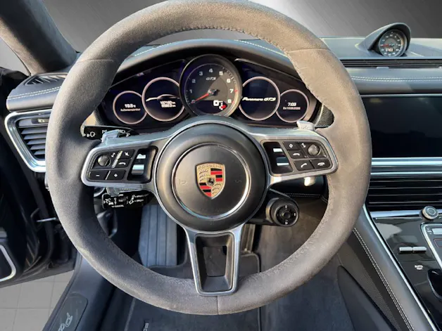 Porsche Panamera 4.0 V8 GTS **CH Fahrzeug**