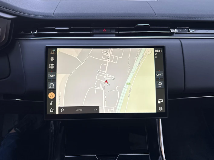 Fahrzeugbild LAND ROVER RANGE ROVER SPORT