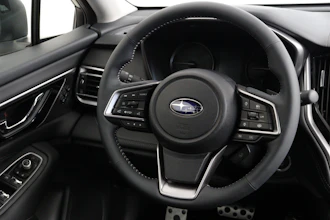 https://vehicle.imgix.net/4358936/5aaab542-b576-4824-a870-37f3aa35cf12.JPG