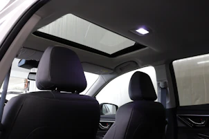 Fahrzeugbild SUBARU Outback 2.5i Final Edition