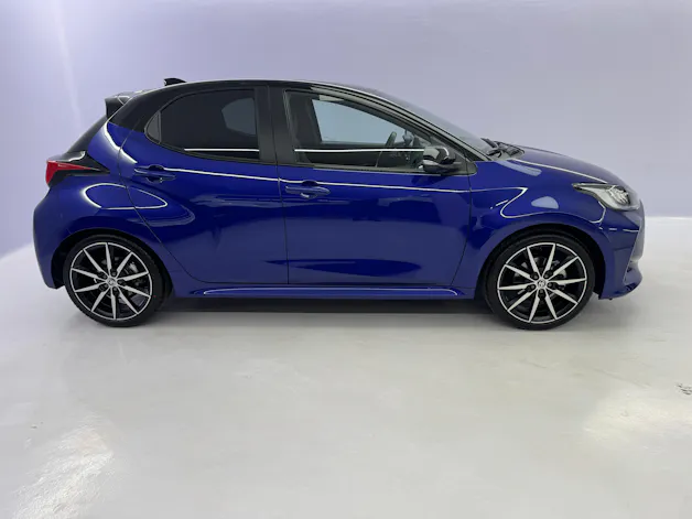 Toyota Yaris 1.5 VVT-i HSD GR Sport