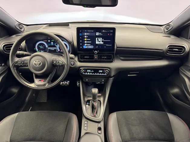 Toyota Yaris 1.5 VVT-i HSD GR Sport