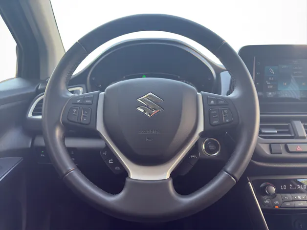 Suzuki S-Cross 1.5 Compact+ Hybrid 4x4