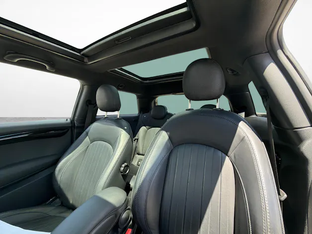 Mini F56 Cooper SE