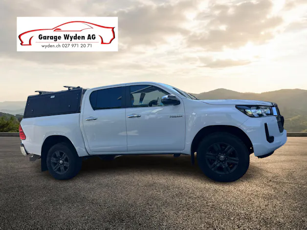 Toyota Hilux Double Cab.-Pick-up 2.4 D-4D 150 Style