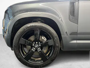 Land Rover Defender 110 3.0 D I6 S