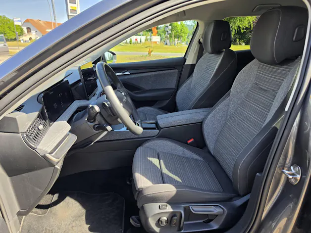 Škoda Superb Combi 2.0 TDI Selection 4x4 DSG