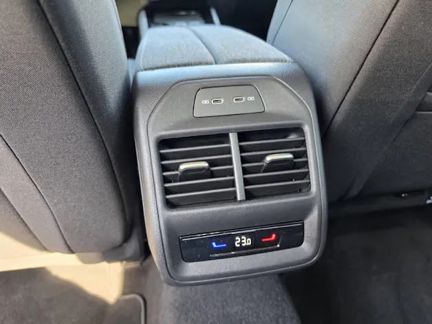 Škoda Superb Combi 2.0 TDI Selection 4x4 DSG