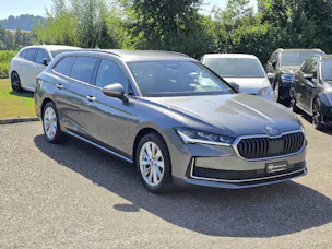 Škoda Superb Combi 2.0 TDI Selection 4x4 DSG
