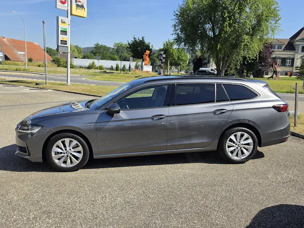 Škoda Superb Combi 2.0 TDI Selection 4x4 DSG