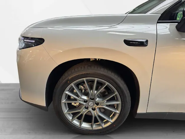 Leapmotor C10 EV Design AWD