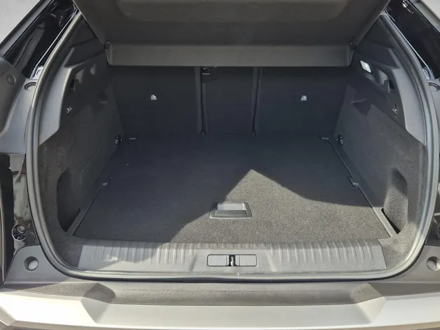 Peugeot 3008 e-Allure Premium AWD