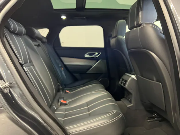 Land Rover Range Rover Velar 3.0 I6 R-Dynamic SE