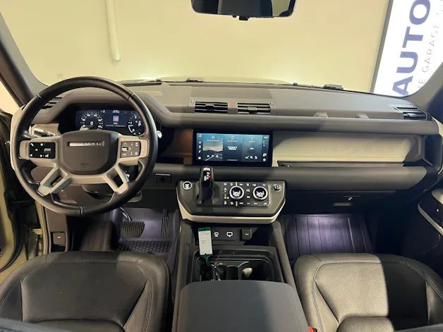 Land Rover Defender 90 3.0 D I6 250 SE