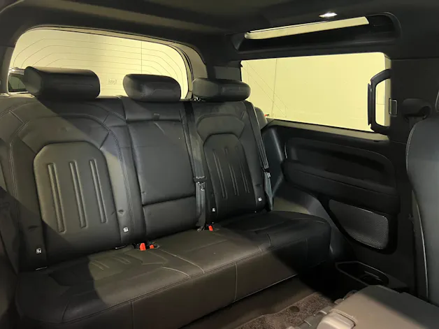 Land Rover Defender 90 3.0 D I6 250 SE