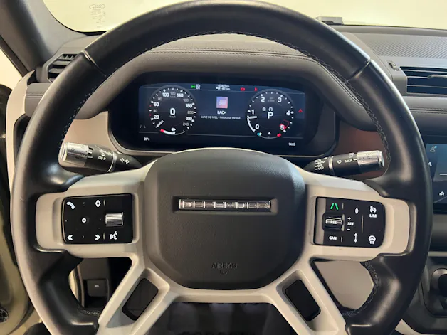 Land Rover Defender 90 3.0 D I6 250 SE