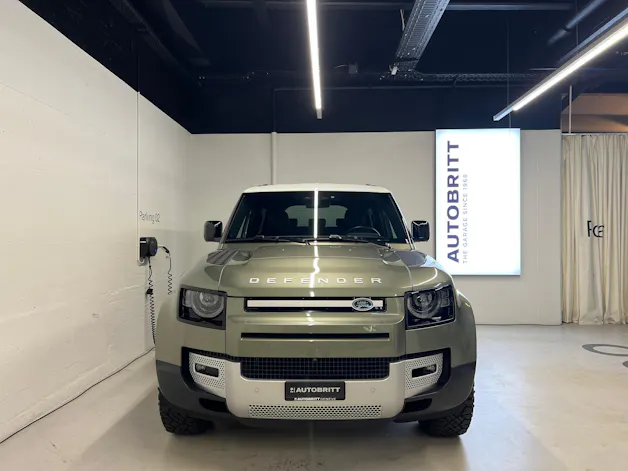 Land Rover Defender 90 3.0 D I6 250 SE