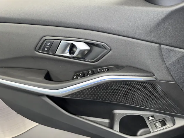 BMW 330e xDrive Touring M Sport