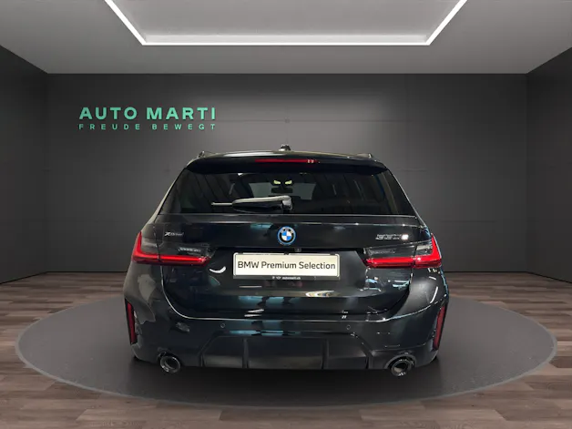 BMW 330e xDrive Touring M Sport