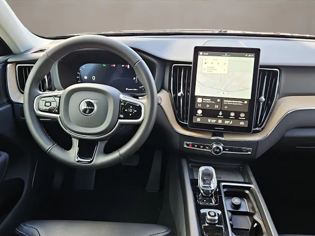 Volvo XC60 2.0 B5 MH Plus Dark AWD