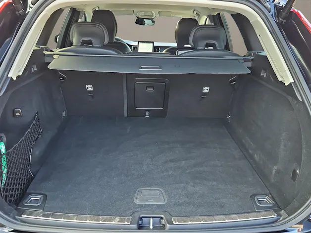 Volvo XC60 2.0 B5 MH Plus Dark AWD