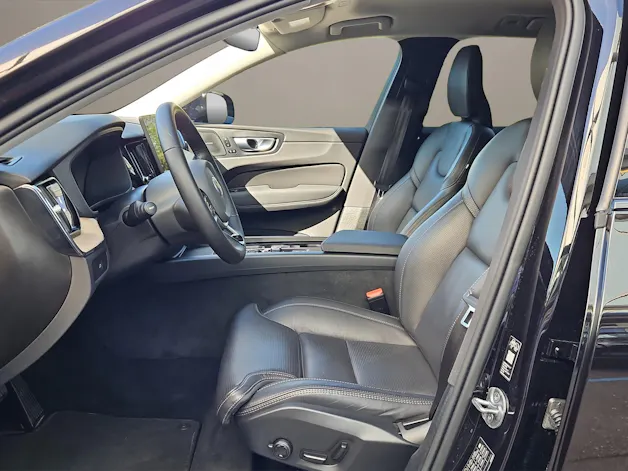 Volvo XC60 2.0 B5 MH Plus Dark AWD