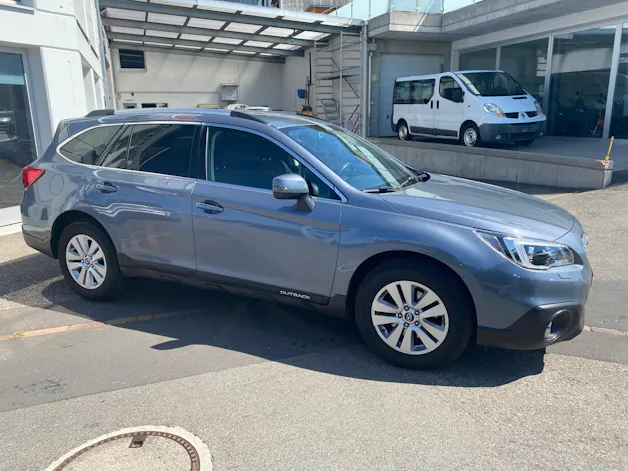 Subaru Outback 2.5i Swiss