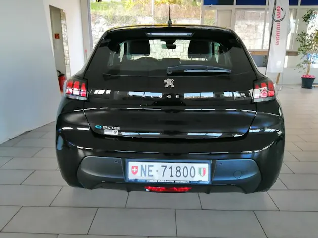 Peugeot 208 e-Active Pack