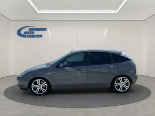 Ford Focus 2.0i 16V ST170