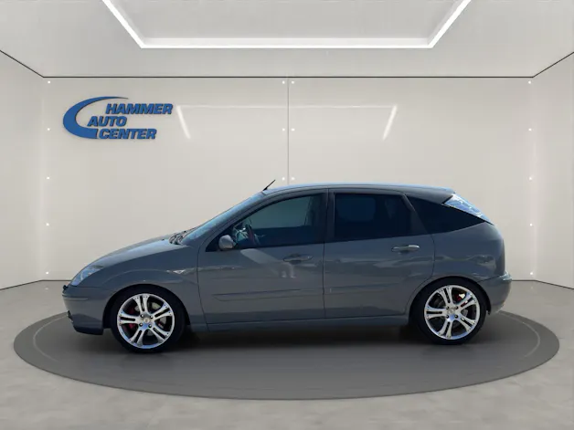 Ford Focus 2.0i 16V ST170