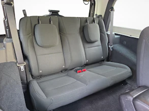 https://vehicle.imgix.net/4359420/b5e31e31-c867-488f-8c58-32458a0afe3d.jpg