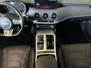 Kia Stinger GT 3.3 T-GDi 4x4 Automat "Last Edition" / CH-Herstellergarantie / Winterräder