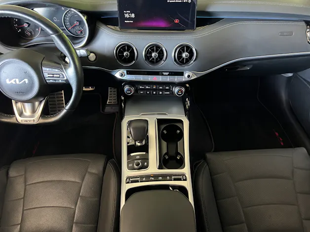 Kia Stinger GT 3.3 T-GDi 4x4 Automat "Last Edition" / CH-Herstellergarantie / Winterräder