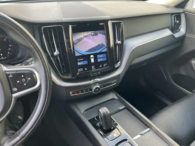 Volvo XC60 2.0 B4 MH Momentum AWD