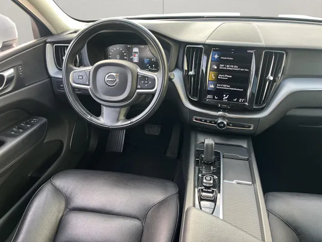 Volvo XC60 2.0 B4 MH Momentum AWD