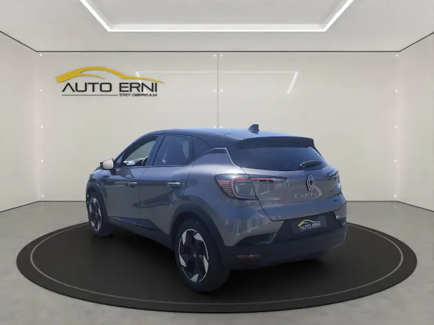 Renault Captur 1.8 E-Tech techno