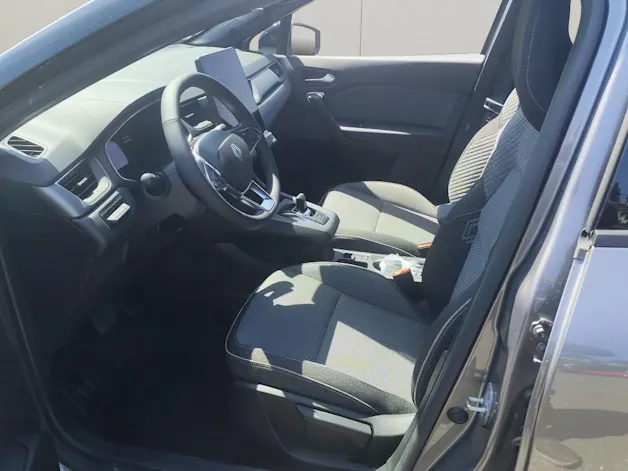 Renault Captur 1.8 E-Tech techno