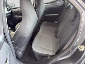 https://vehicle.imgix.net/4359482/7c236adf-1811-4d24-b31c-7fb06b339289.jpg