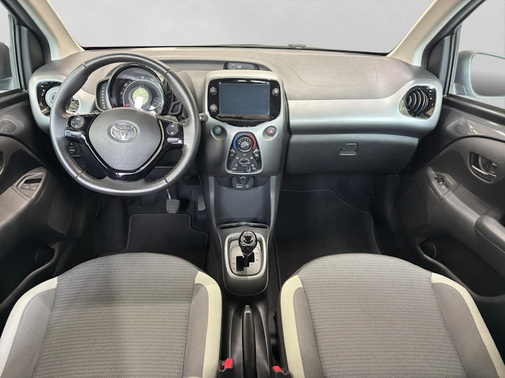 image du véhicule TOYOTA AYGO