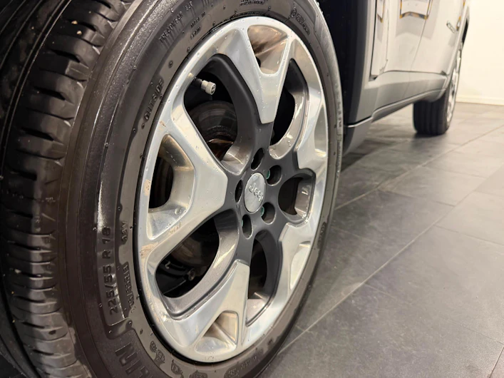 Fahrzeugbild JEEP COMPASS